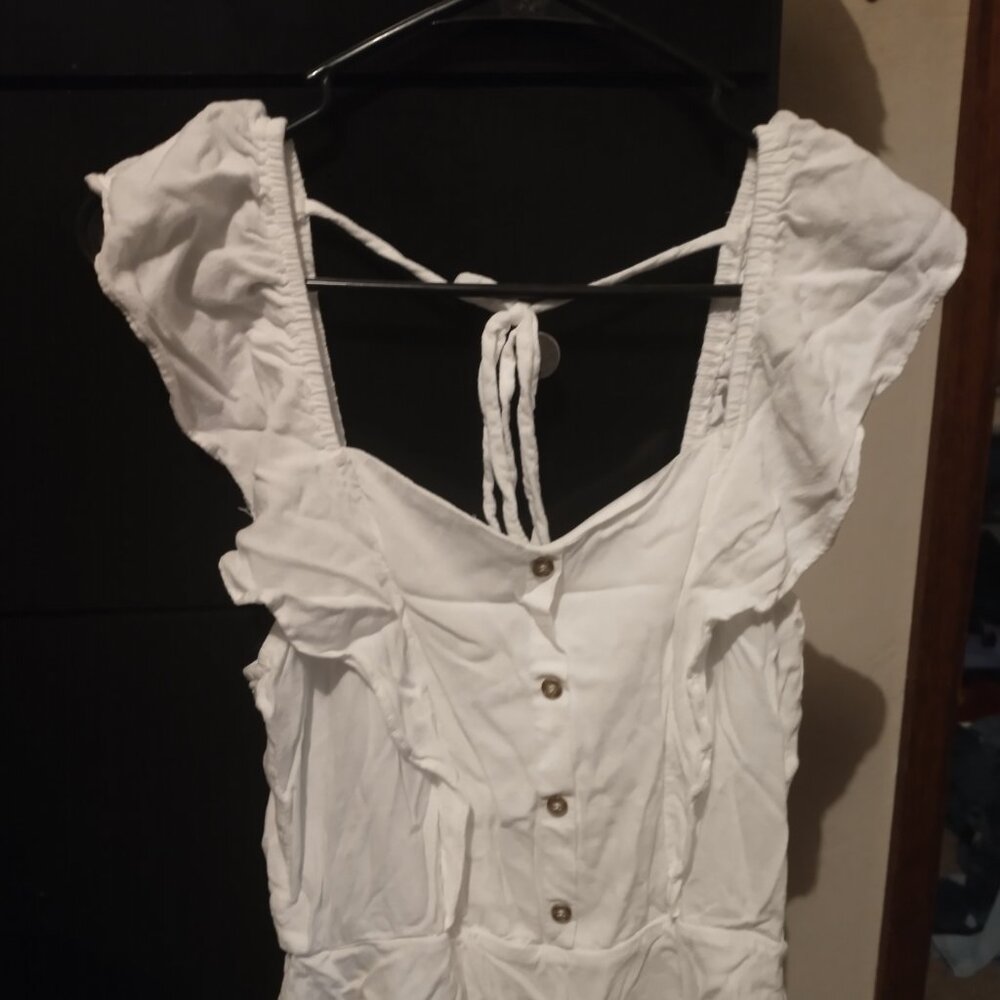 Junior's ruffled tank top